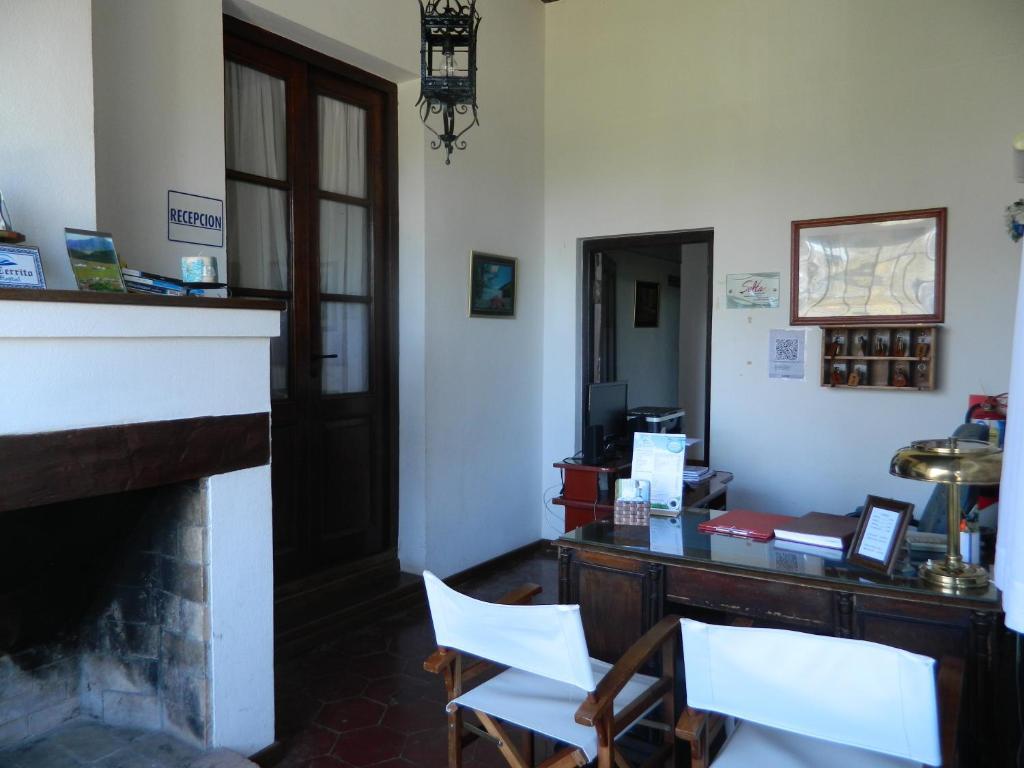 Hostal El Cerrito San Lorenzo San Lorenzo  Exteriér fotografie